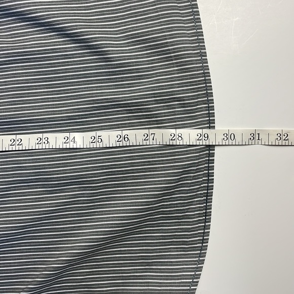 O’Neill Men’s Button Up Striped Shirt  Size L Gray and White - Picture 11 of 11